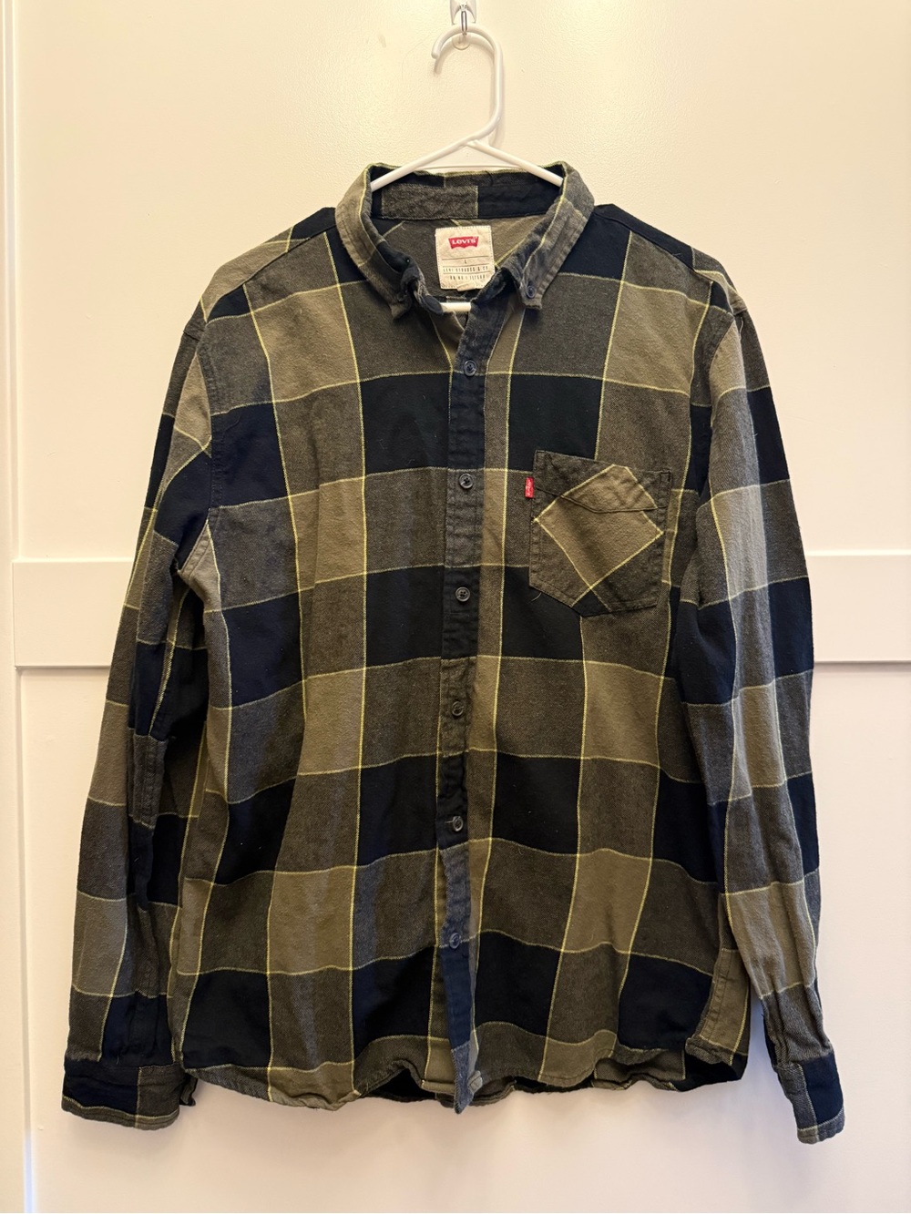 Levi’s Men’s L Plaid Flannel Shirt Black Olive Green 100% Cotton Grunge
